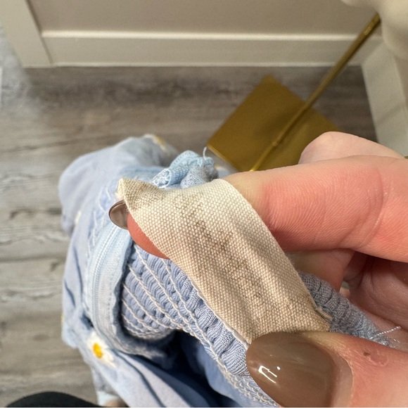 Altar'd state daisy puff‎ sleeve dress Small - Picture 7 of 7